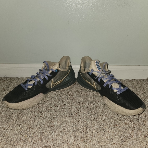 Nike Kyrie Low 4 'Black Rattan' Mens size US 8 - Picture 4 of 7